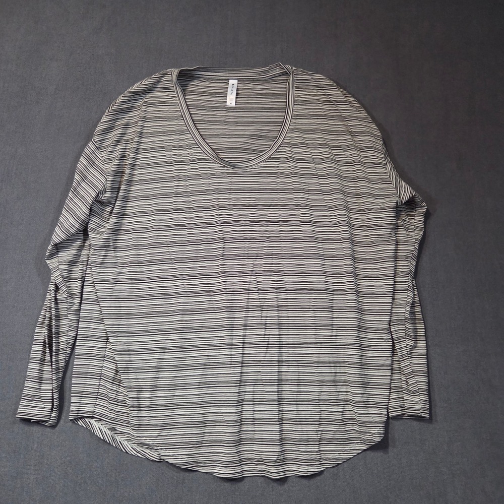 Athleta Striped Long Sleeve Top Womens XL Black Cream Scoop Neck Relaxed Fit